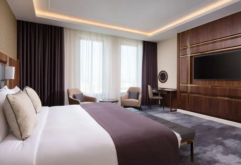 سوییت جونیور, Lotte Hotel Samara