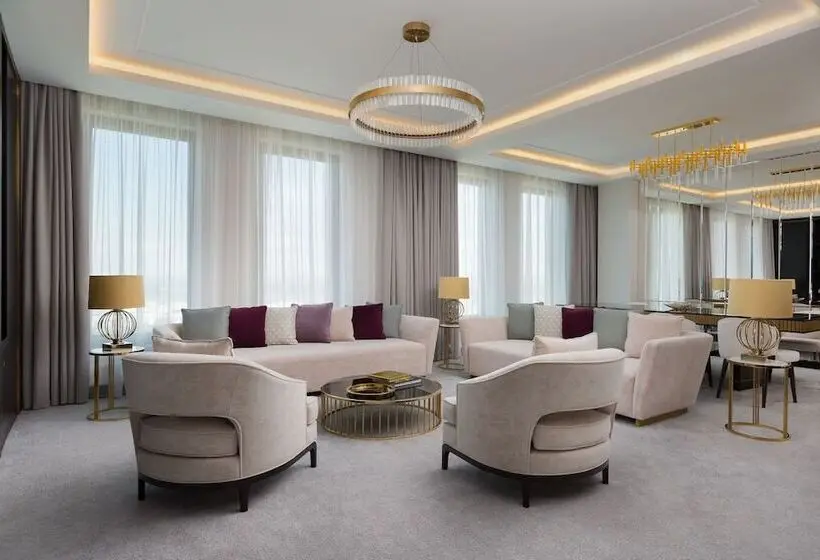 سوئیت رویال, Lotte Hotel Samara