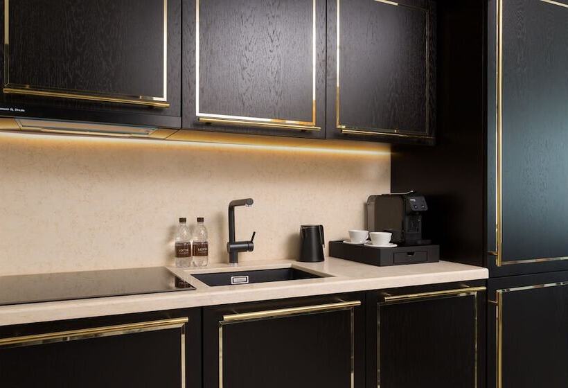 سوئیت رویال, Lotte Hotel Samara