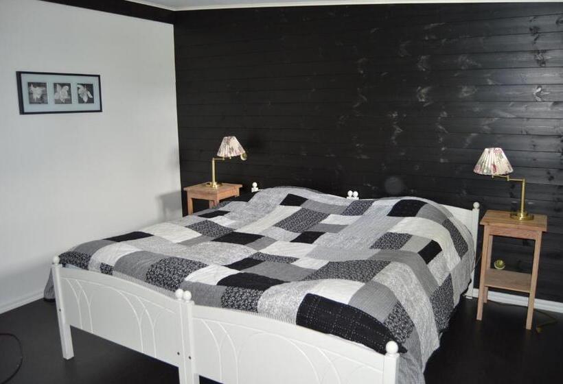 דירת חדר נוף לים, Strandbaden Köpingsvik