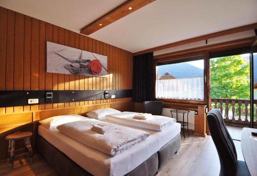 스탠다드 발코니 룸, Pension & Apartments Weissbriach