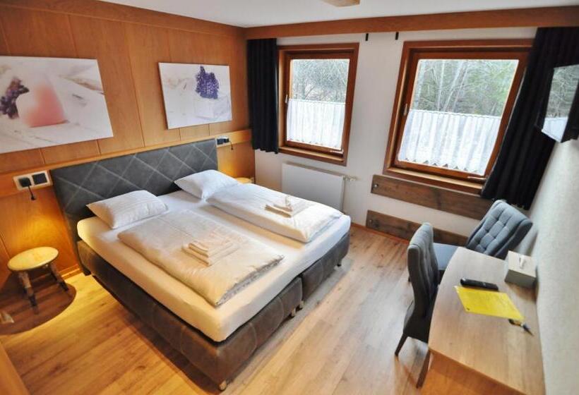 Четырехместный Номер Стандарт, Pension & Apartments Weissbriach