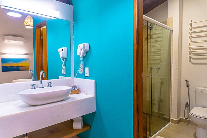 带大床的豪华间, Renaissance Business Bay Hotel, Dubai