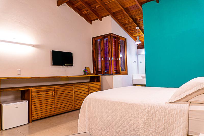 带大床的豪华间, Renaissance Business Bay Hotel, Dubai