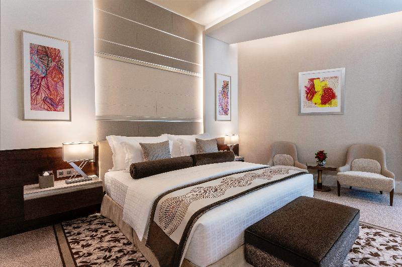 Номер Клуб, Renaissance Business Bay Hotel, Dubai