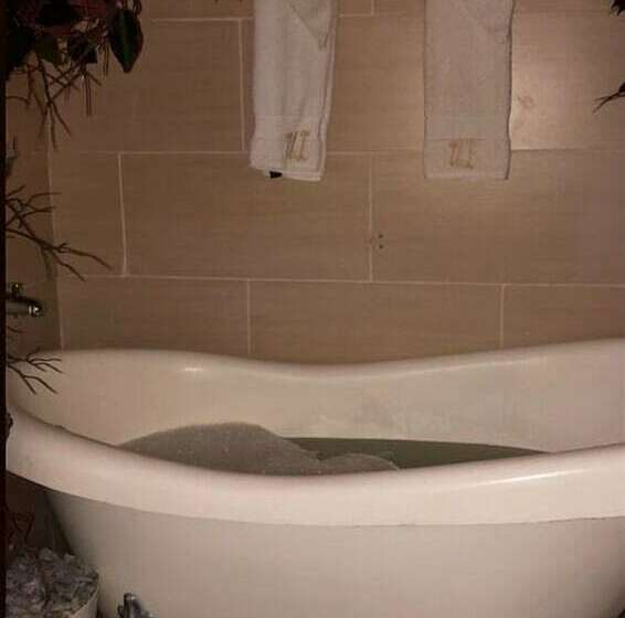 سوئیت پرزیدنت, Urban Lifestyles Guest House