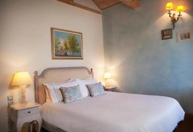 Talo 4 Makuuhuonetta, Amaryllis Boutique Guest House