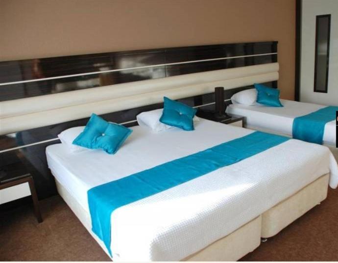 חדר סטנדרט לשלושה, La Bella Soma