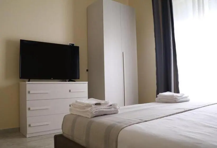 اتاق استاندارد چهارنفره با بالکن, B&b Del Corso