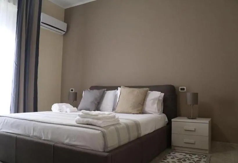 اتاق استاندارد چهارنفره با بالکن, B&b Del Corso