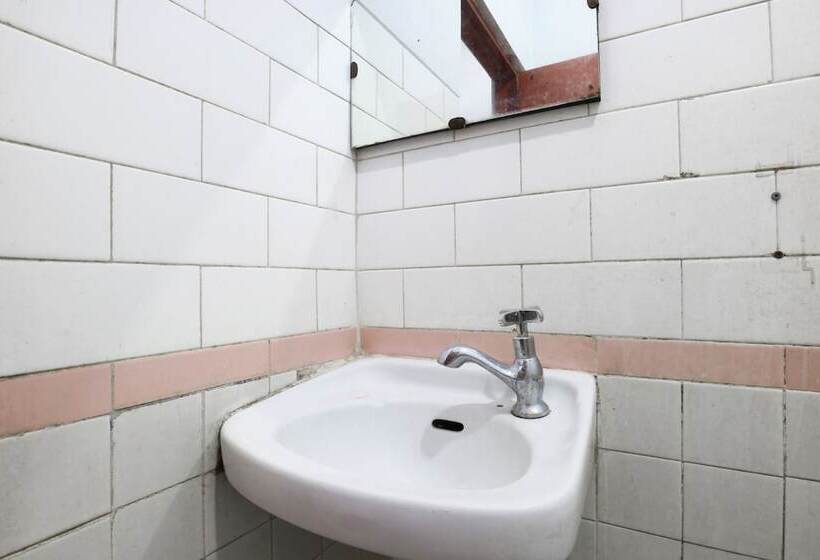 Chambre Standard, Setia Budi