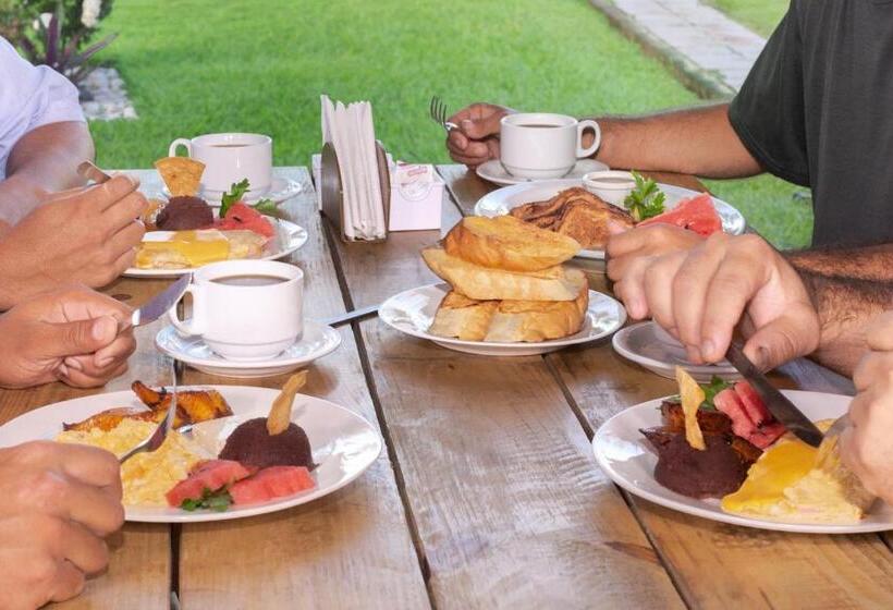 اتاق خانوادگی, Atami Escape Resort