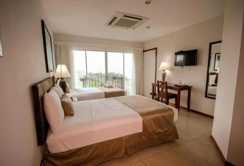 スーペリアールーム, Beachfront Hotel Tramonto