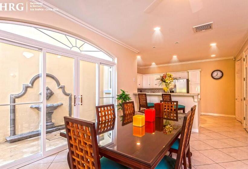 침실 2개 아파트, Hrg Condos At Los Suenos