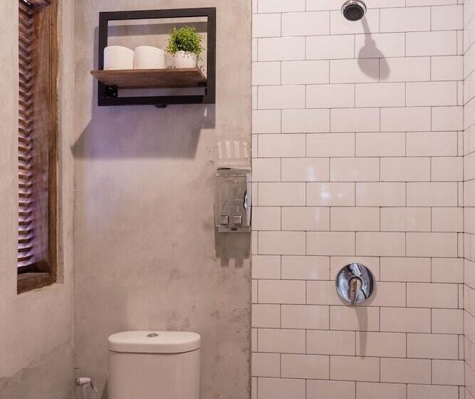 سرير فى غرفة مشتركه, Interconnection Hostel