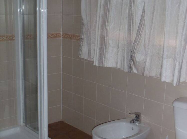 إستوديو قياسى, El Rento Alojamiento Rural