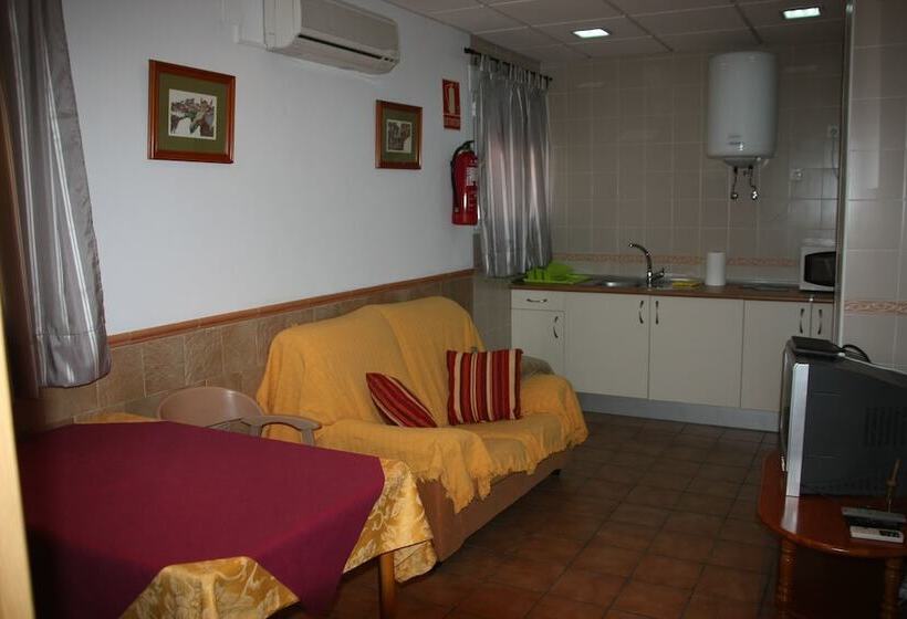 إستوديو قياسى, El Rento Alojamiento Rural