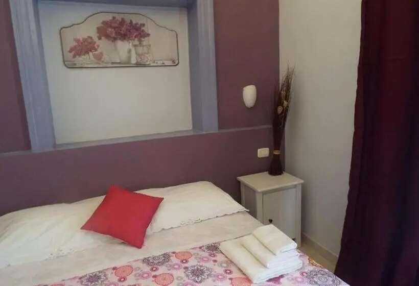 اتاق استاندارد چهار تخته, Cusmano Residence