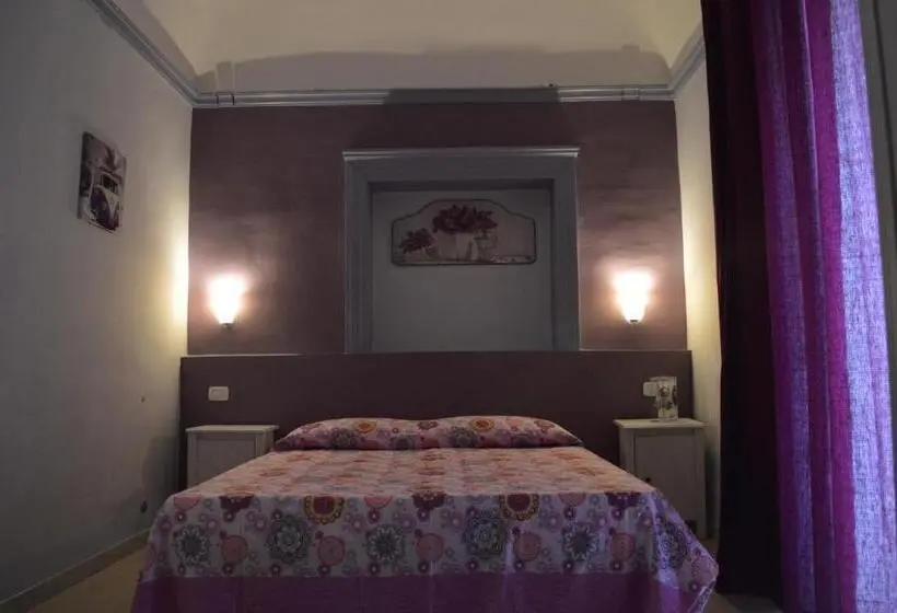 اتاق استاندارد چهار تخته, Cusmano Residence