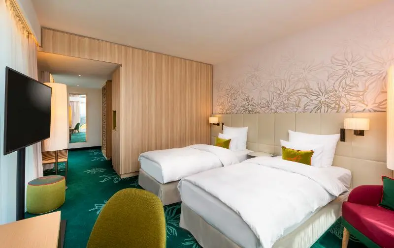 Classic-huone, Mövenpick Hotel Stuttgart Messe & Congress