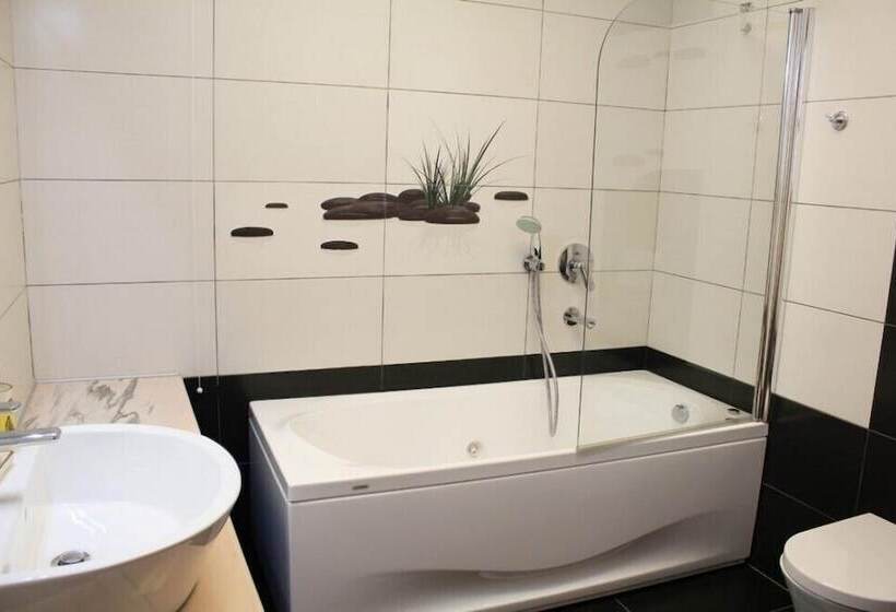 דירת שני חדרים, Niriides Luxury Villas