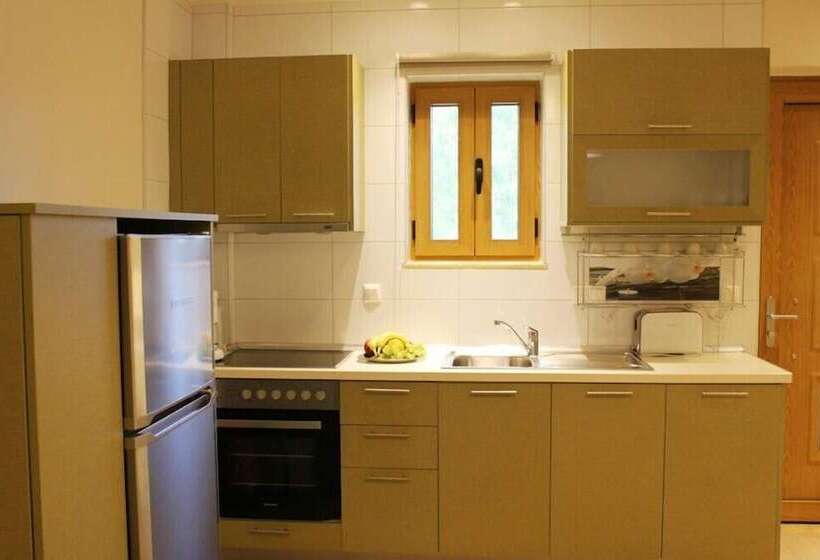 דירת שני חדרים, Niriides Luxury Villas