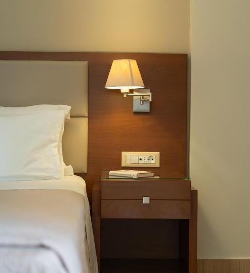 חדר סטודיו סטנדרד, Niriides Luxury Villas