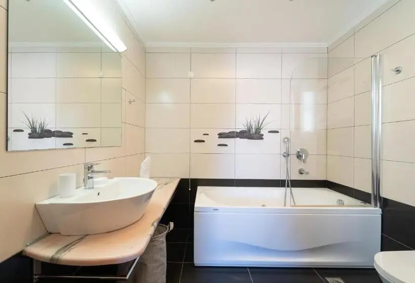 Huoneisto 2 Makuuhuonetta, Niriides Luxury Villas