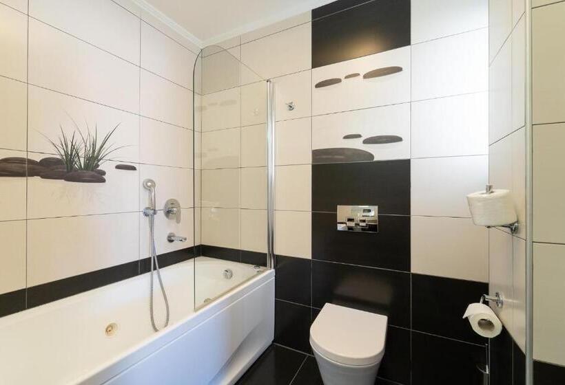 דירת שני חדרים, Niriides Luxury Villas