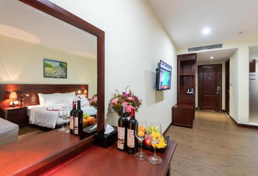 Deluxe Room Mountain View, Amarin Resort & Spa Phu Quoc