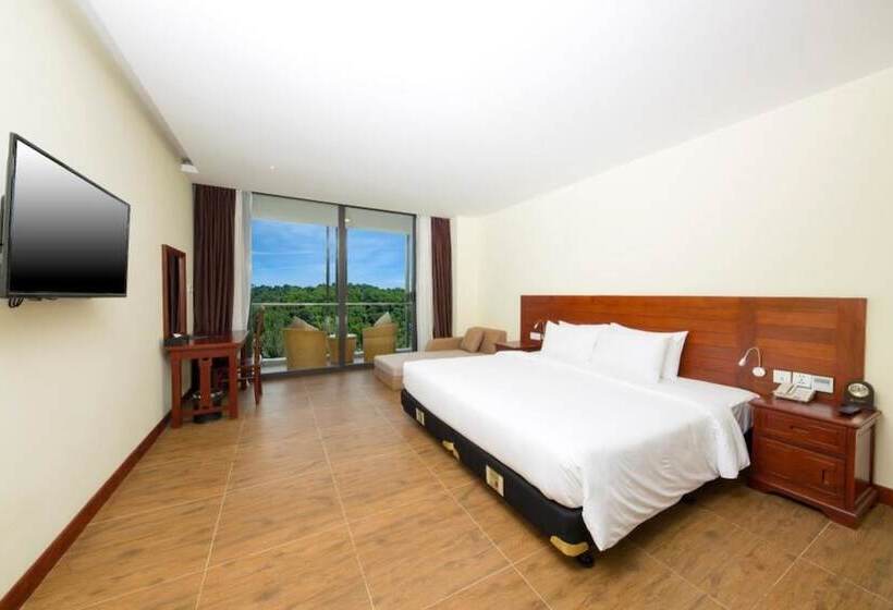Deluxe Room with Views, Amarin Resort & Spa Phu Quoc