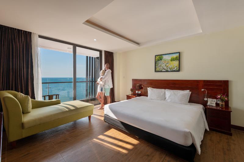Deluxe Room Sea View, Amarin Resort & Spa Phu Quoc