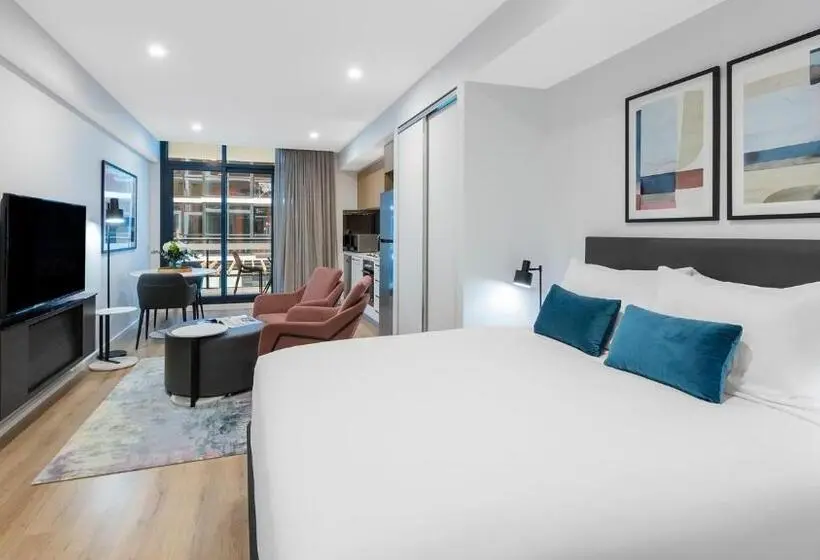 スタンダードスタジオ, Avani Adelaide Residences