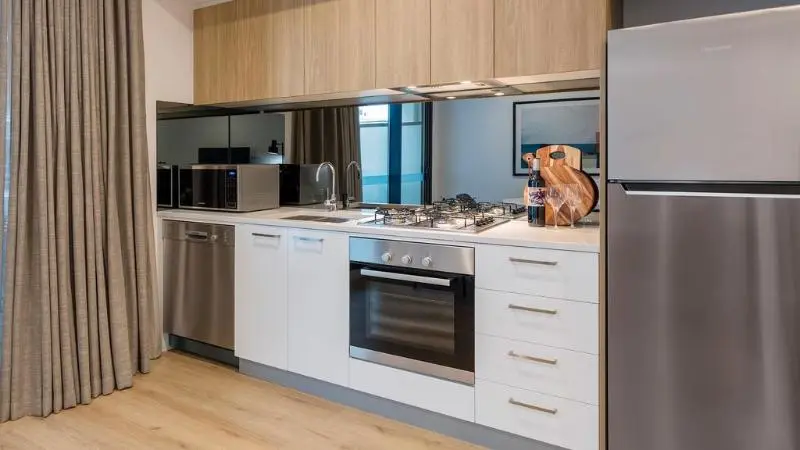 スタンダードスタジオ, Avani Adelaide Residences