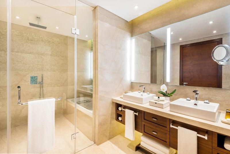 اتاق لوکس با چشم‌انداز استخر, Al Messila, A Luxury Collection Resort & Spa, Doha