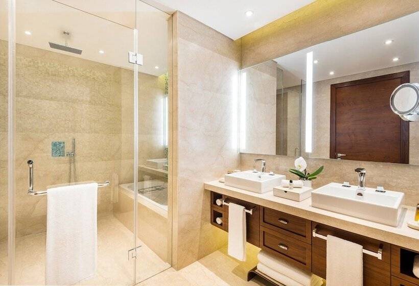 اتاق لوکس با بالکن, Al Messila, A Luxury Collection Resort & Spa, Doha