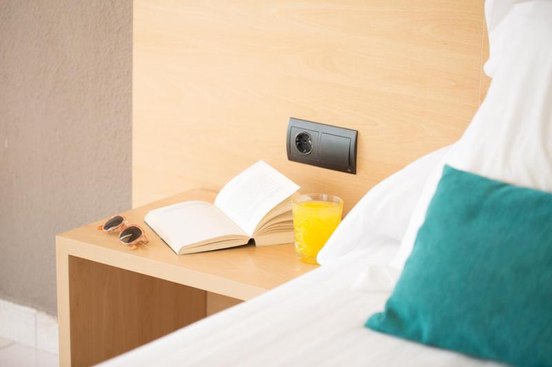 Номер Стандарт, Almirante