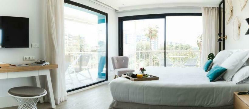 Номер Superior Вид на Море, Almirante