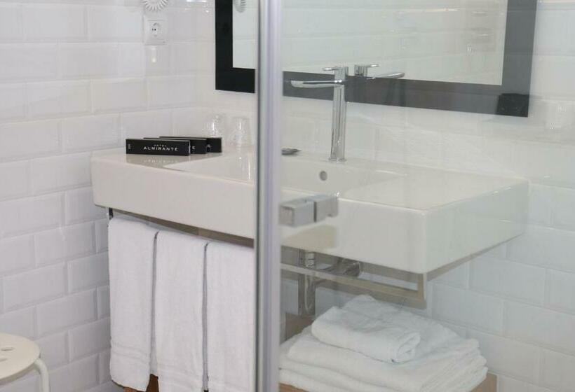 Семейный Номер, Almirante