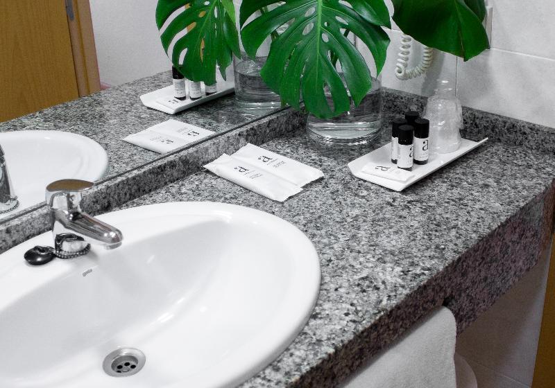 Номер Стандарт, Almirante