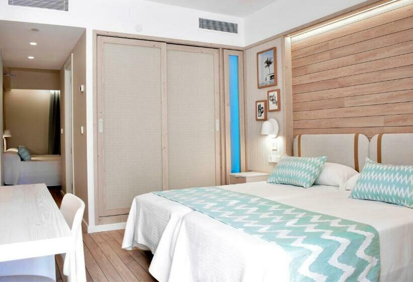 חדר משפחתי, Ambassador Playa II