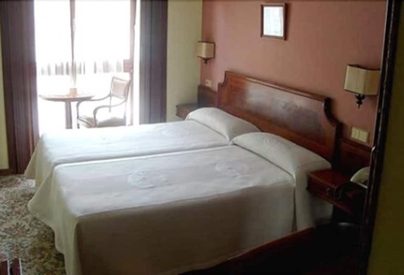 غرفة قياسية, Begona