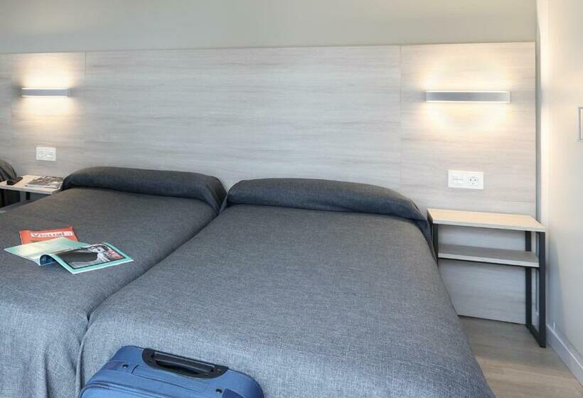 Üç Kişilik Standart Oda, Brasil