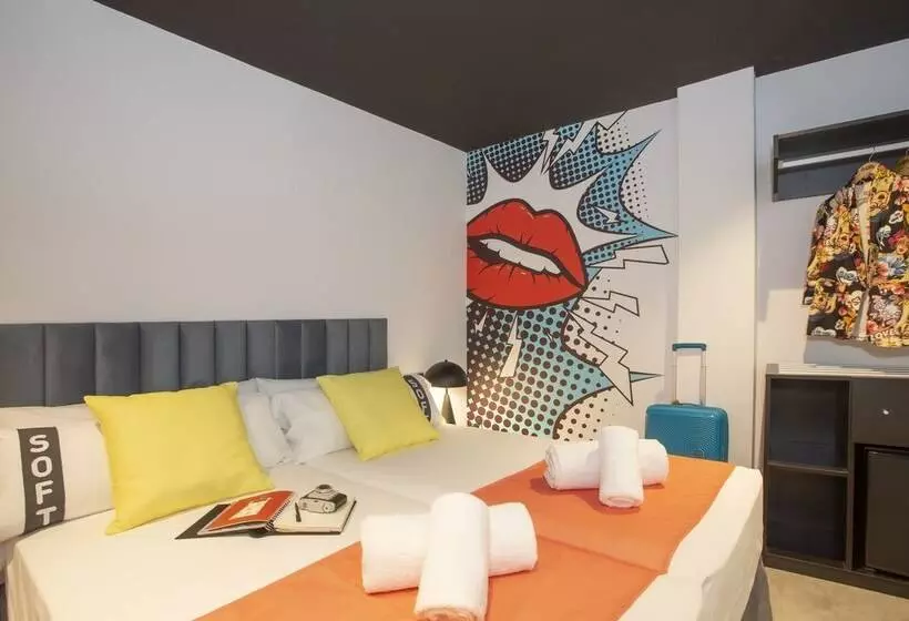 اتاق استاندارد, Casual Pop Art Benidorm
