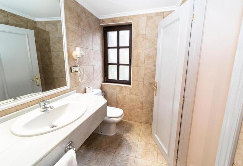 غرفة قياسية, Restaurante De Torres