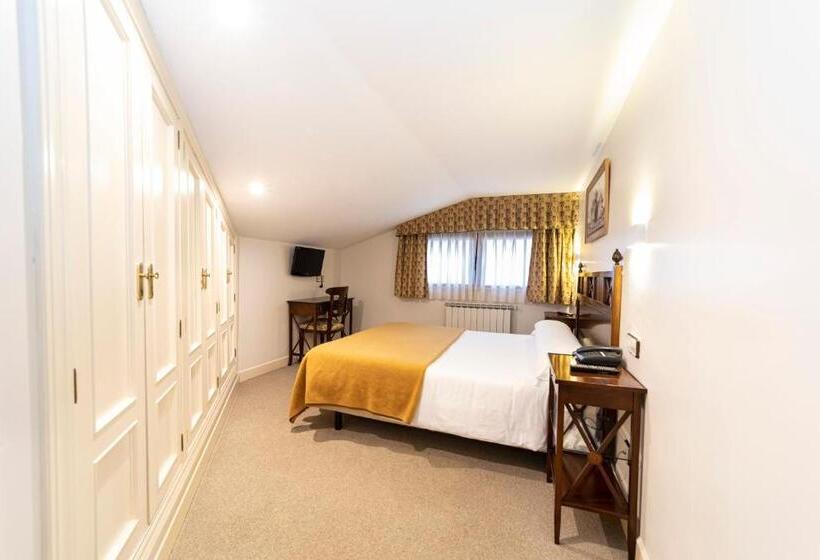 غرفة ديلوكس, Restaurante De Torres