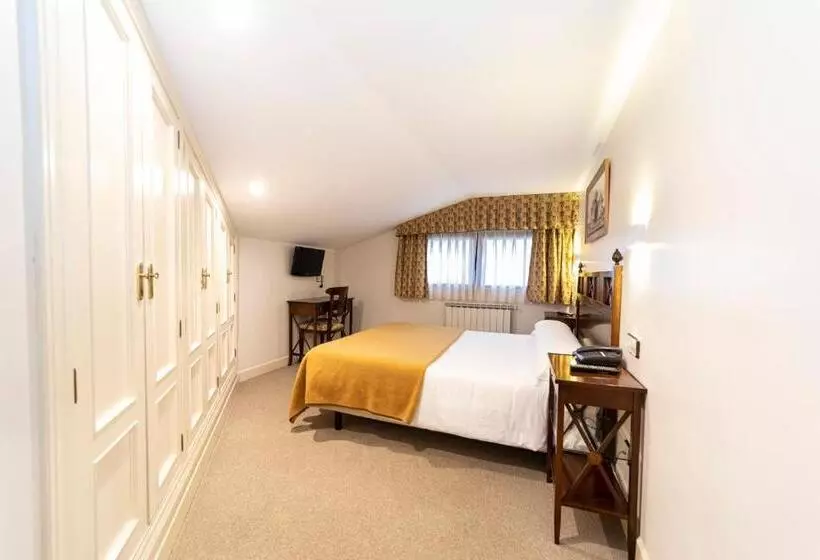 Deluxe Room, Restaurante De Torres
