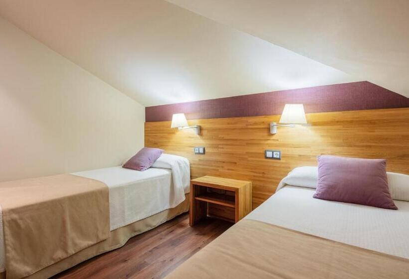 غرفة قياسية رباعية, Don Paco