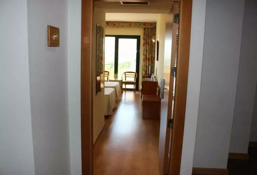 Standard Room, Ejido