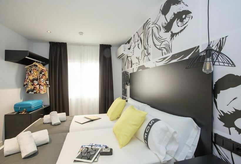 스탠다드 룸, Casual Pop Art Benidorm